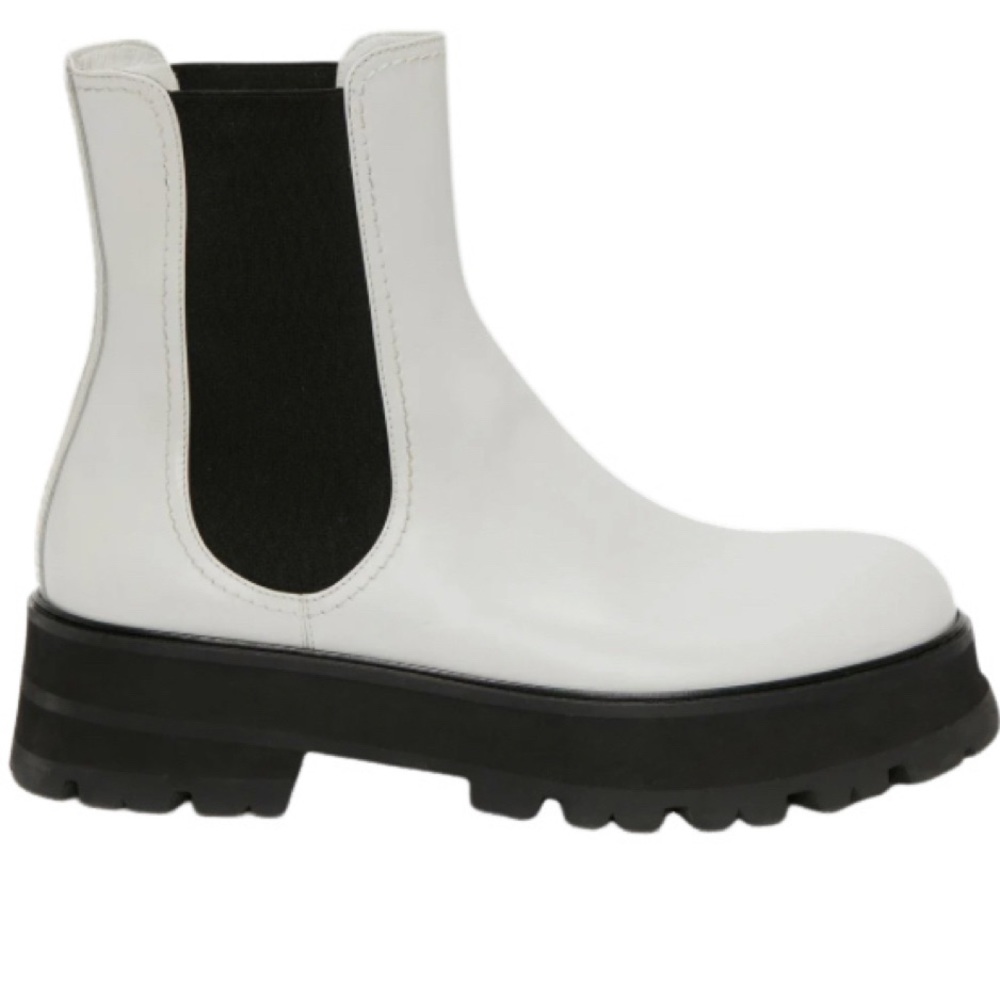NWOB Alexander McQueen Ivory Leather Rave Chelsea High-Top Boots - Sz 9